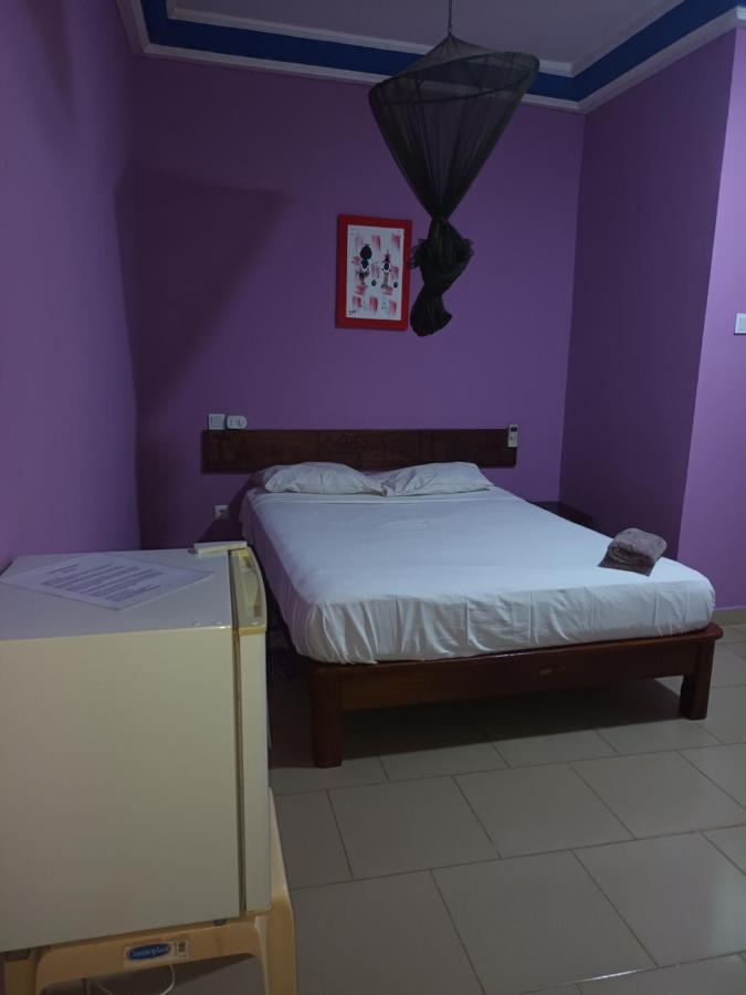 Hotel Badinca Alojamento Low Cost In Bissau Avenida Francisco Mendes Exterior foto