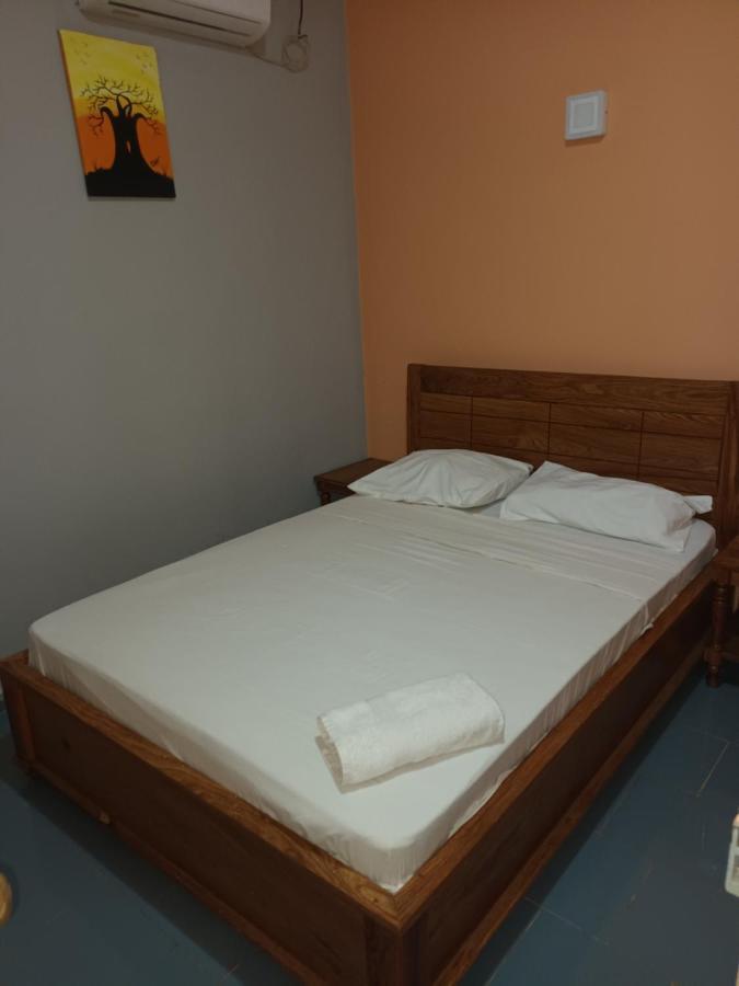 Hotel Badinca Alojamento Low Cost In Bissau Avenida Francisco Mendes Exterior foto