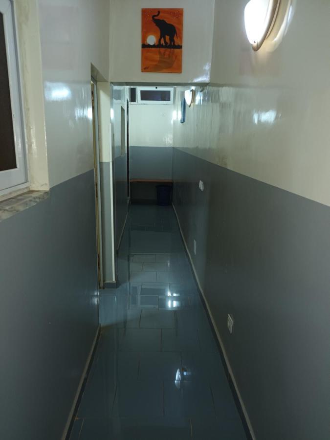 Hotel Badinca Alojamento Low Cost In Bissau Avenida Francisco Mendes Exterior foto